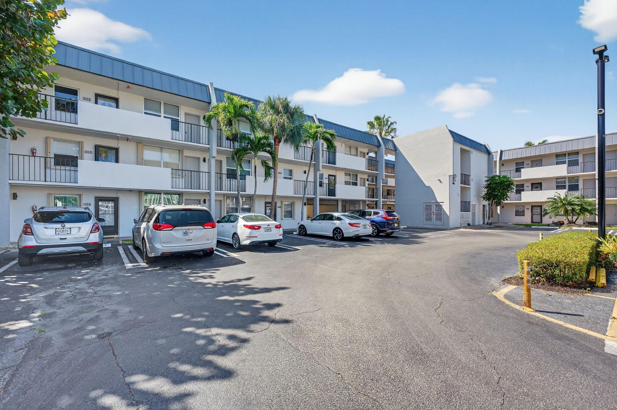 777 S Federal Highway F109 Property Photo 11