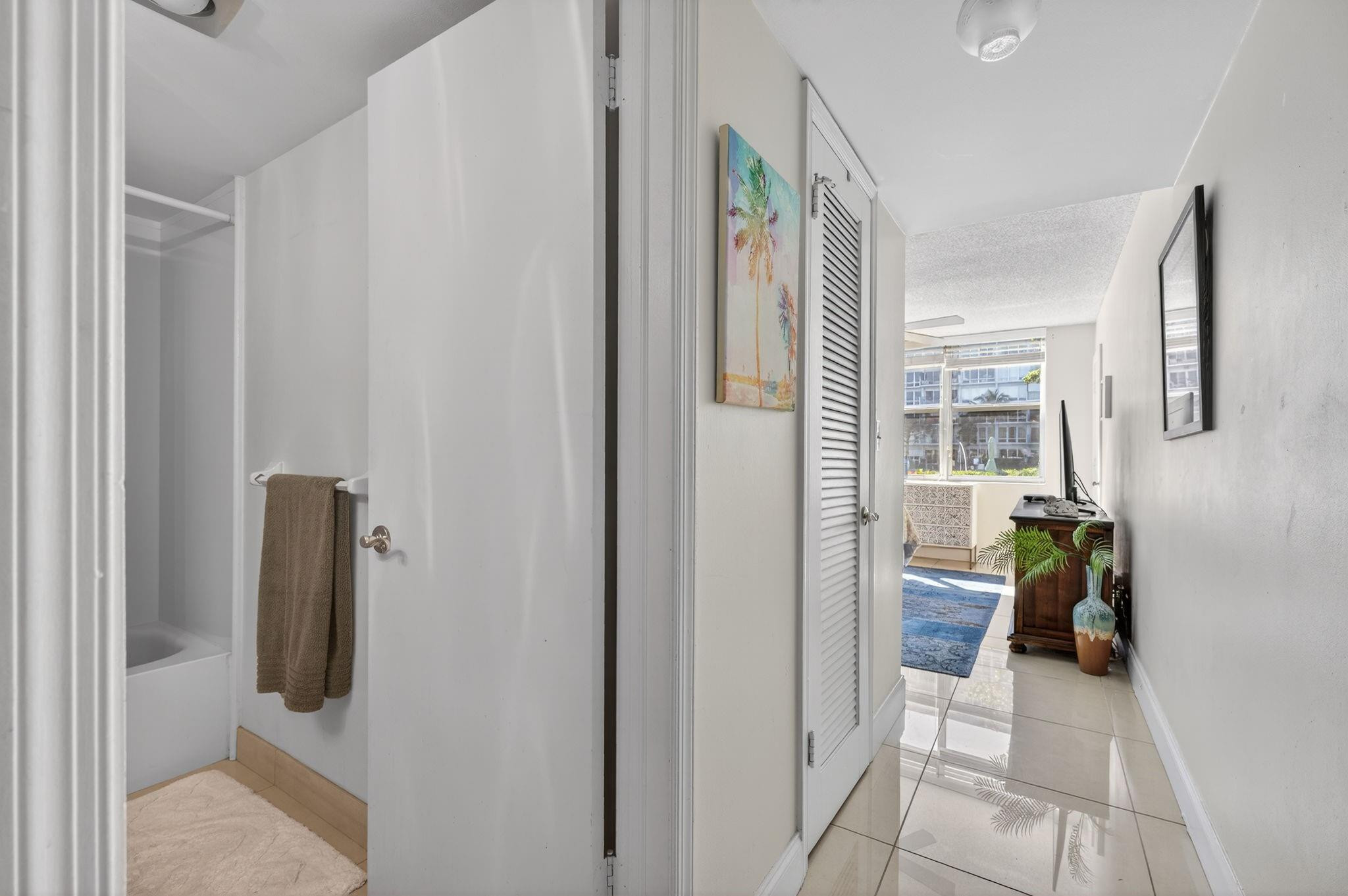 777 S Federal Highway F109 Property Photo 31
