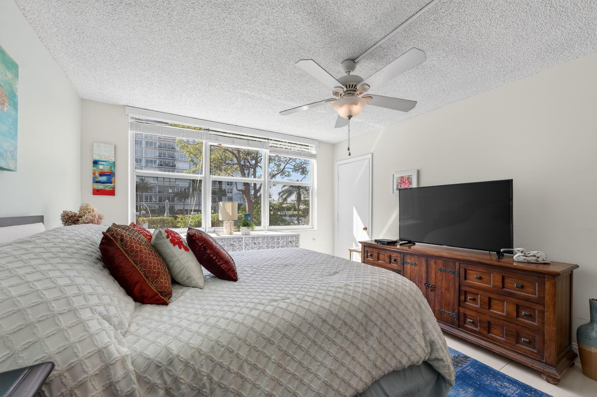 777 S Federal Highway F109 Property Photo 34