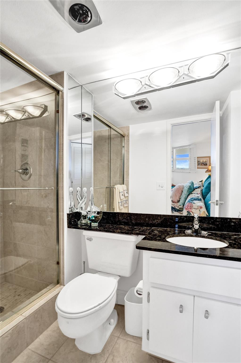 303 N Riverside Drive Ph3 Property Photo 18