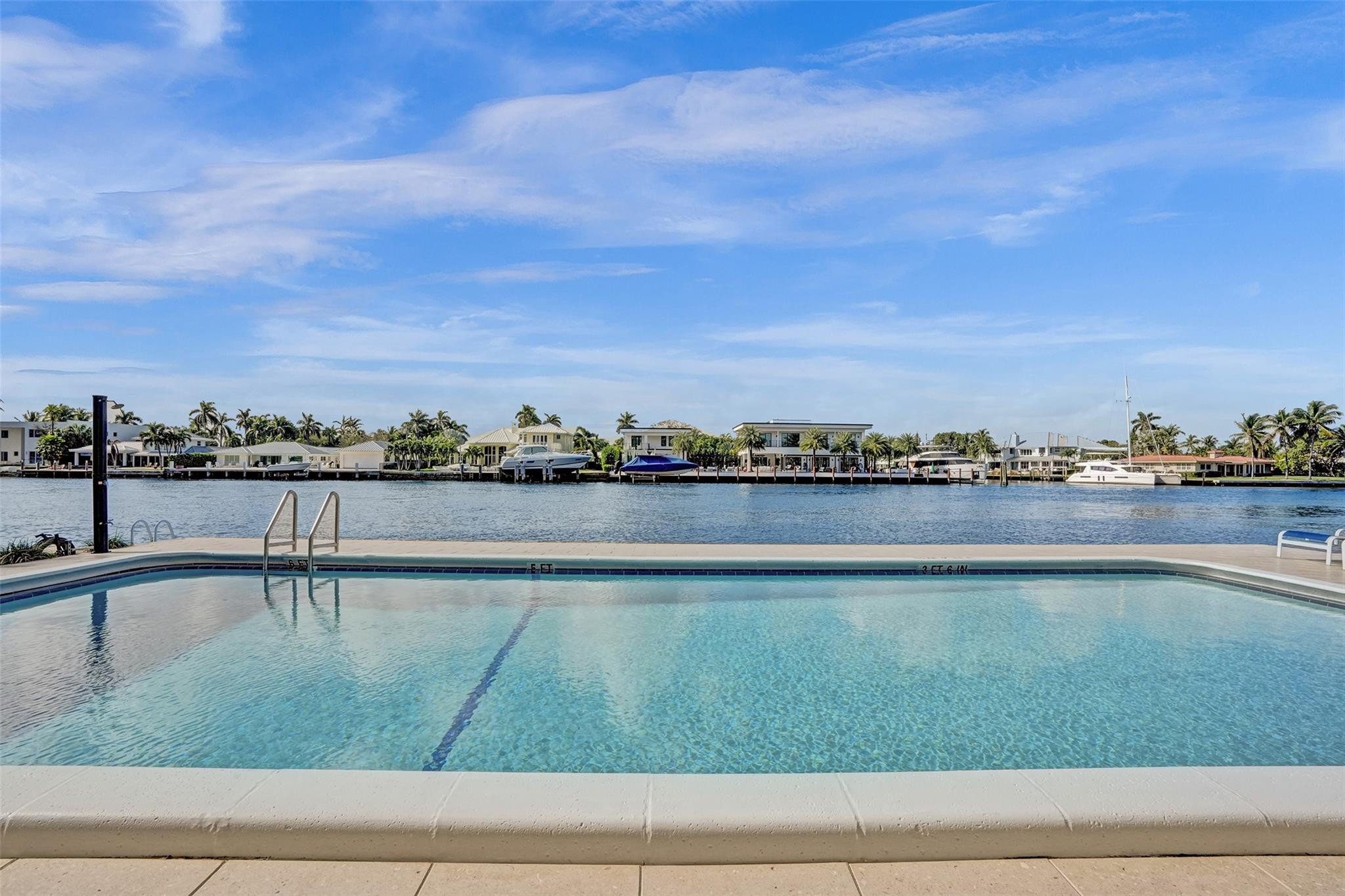 303 N Riverside Drive Ph3 Property Photo 25