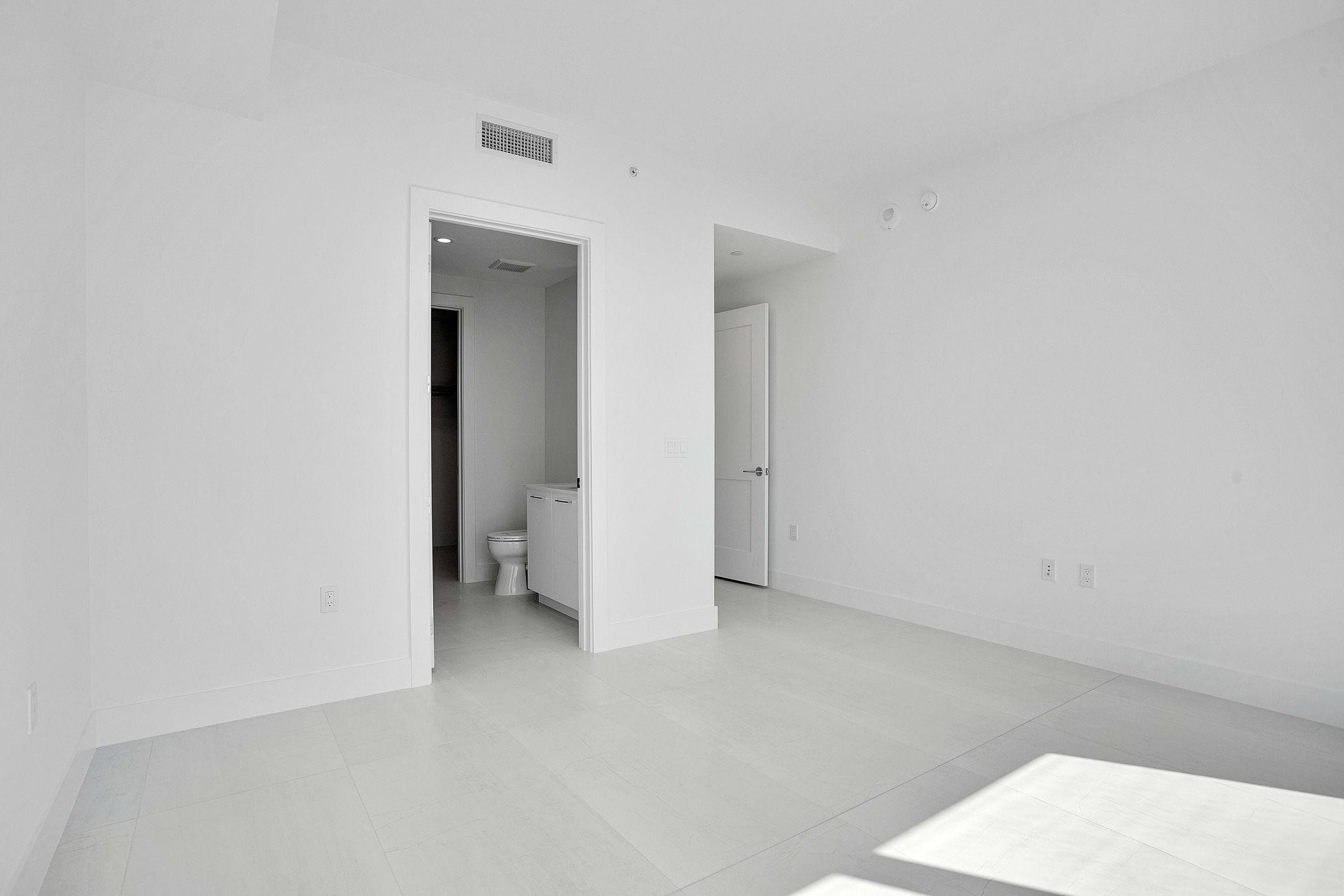 151 N Seabreeze Blv E-2501 Property Photo 44