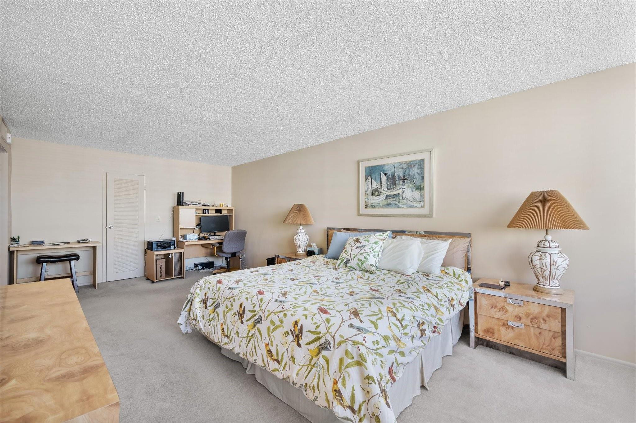 2017 S Ocean Drive Ph1 Property Photo 23