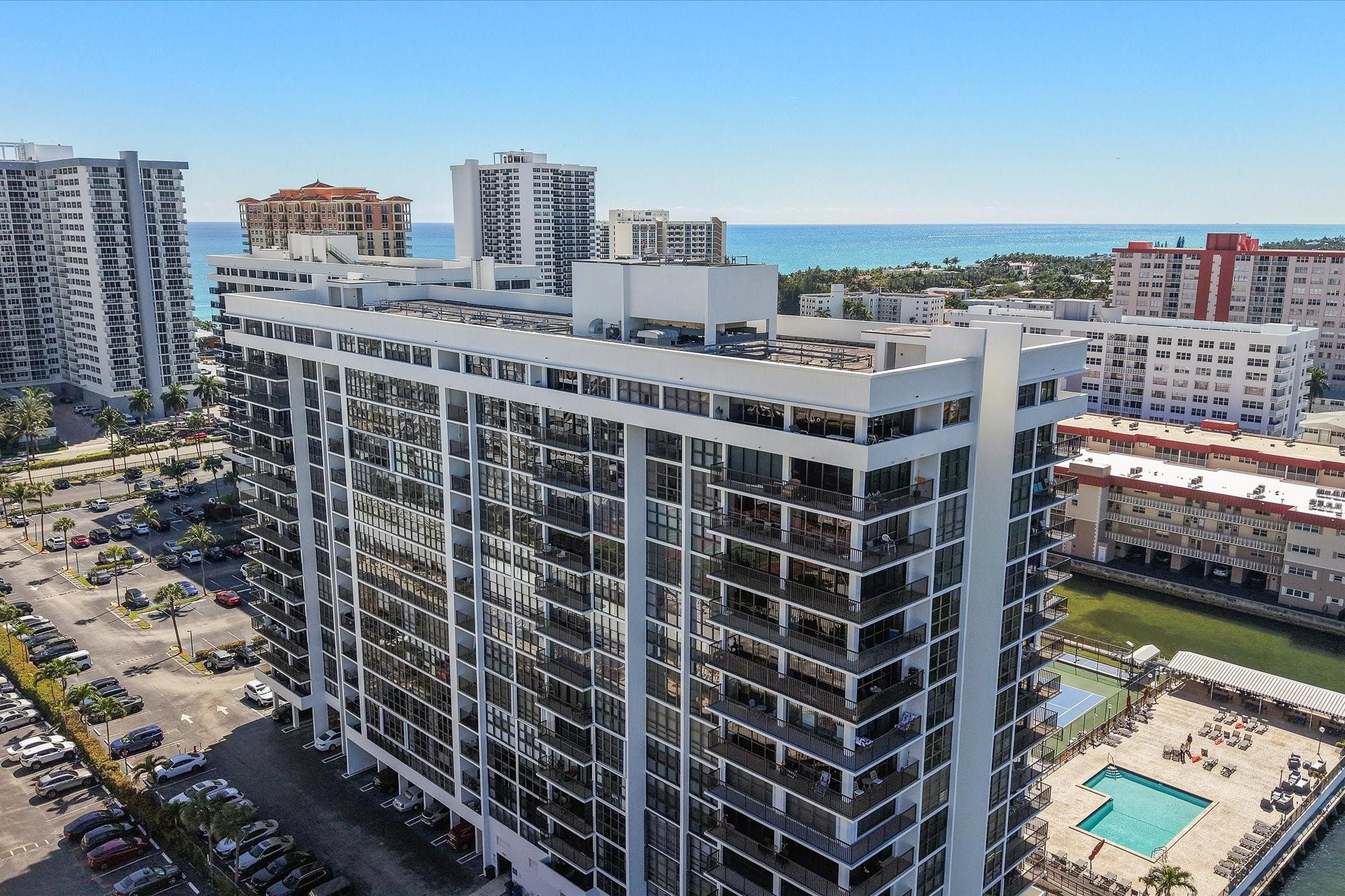 2017 S Ocean Drive Ph1 Property Photo 33