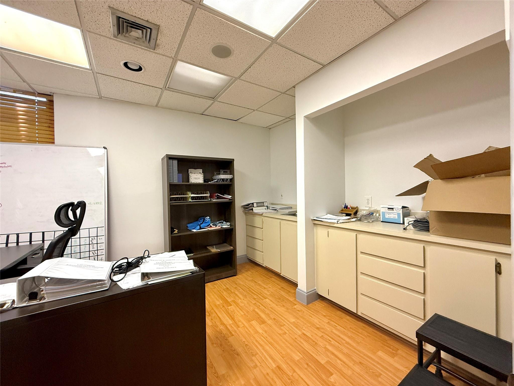 1500 N University Drive 101 Property Photo 23
