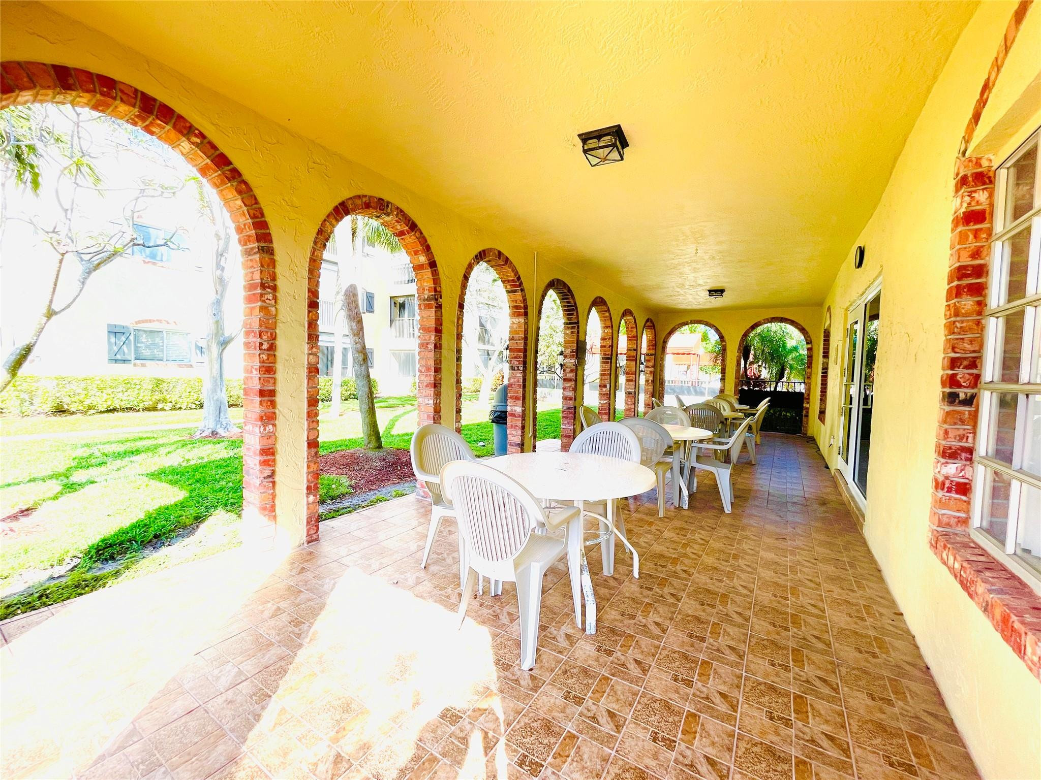 257 S Cypress Road 414 Property Photo 44