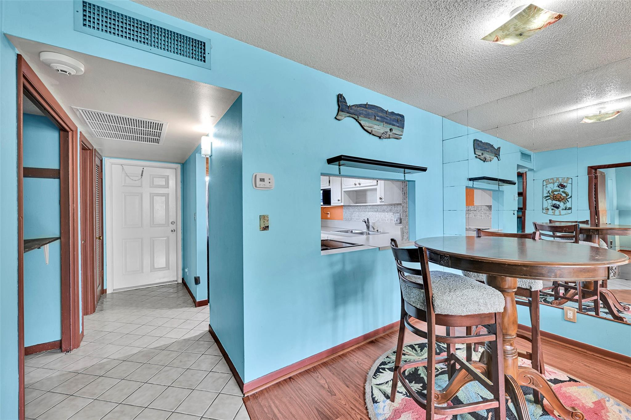 2223 Park Lane 302 Property Photo 12