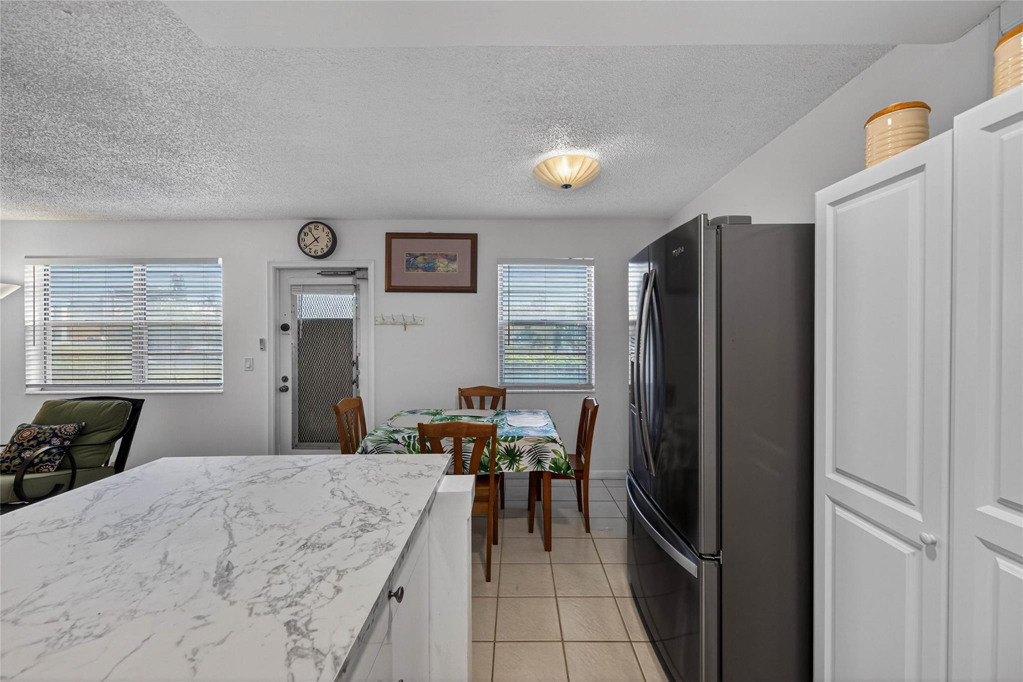 51 Farnham C Property Photo 14