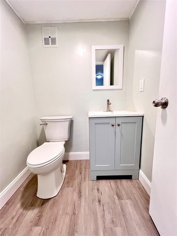 F10555971 Property Photo 6