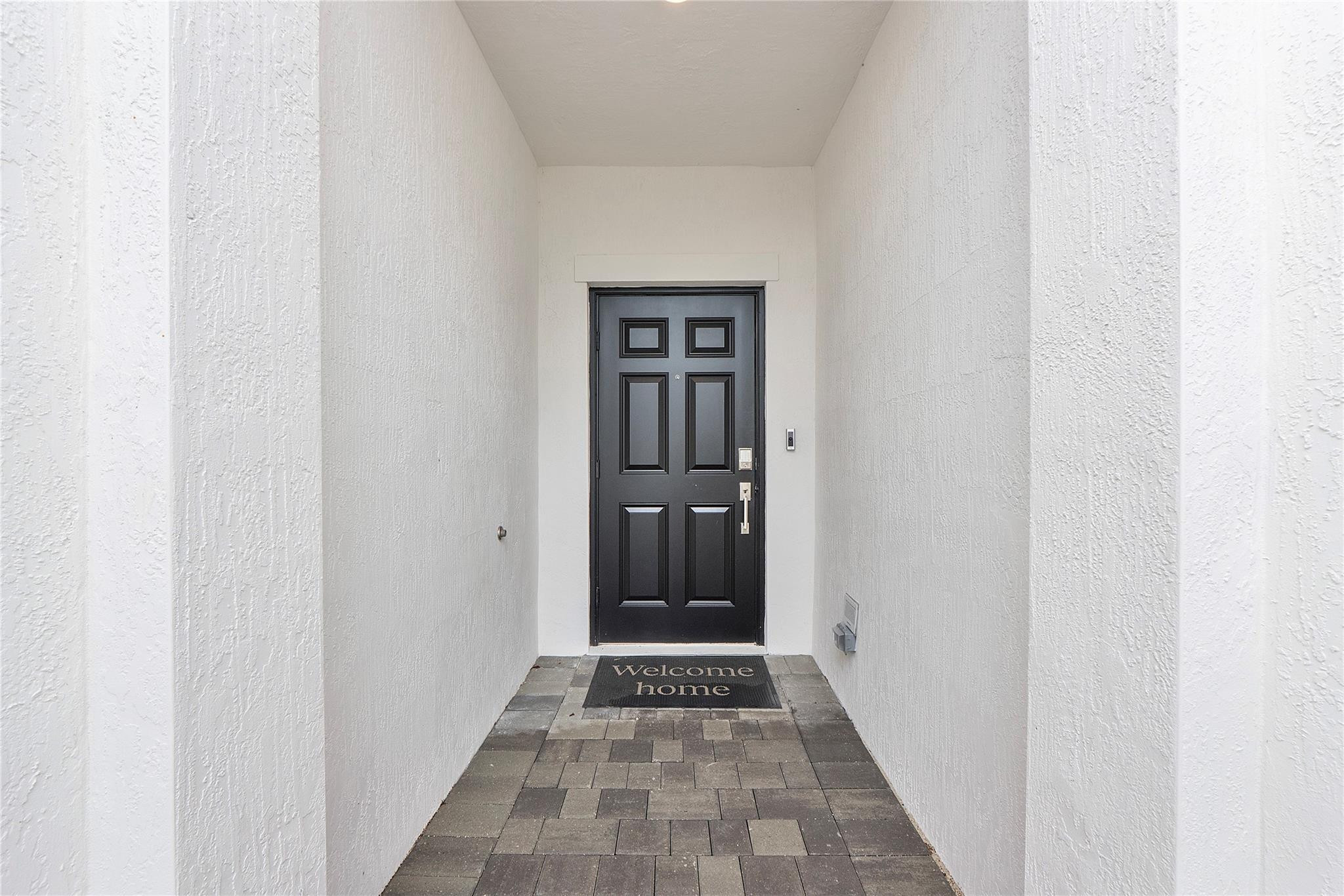 F10556010 Property Photo 5
