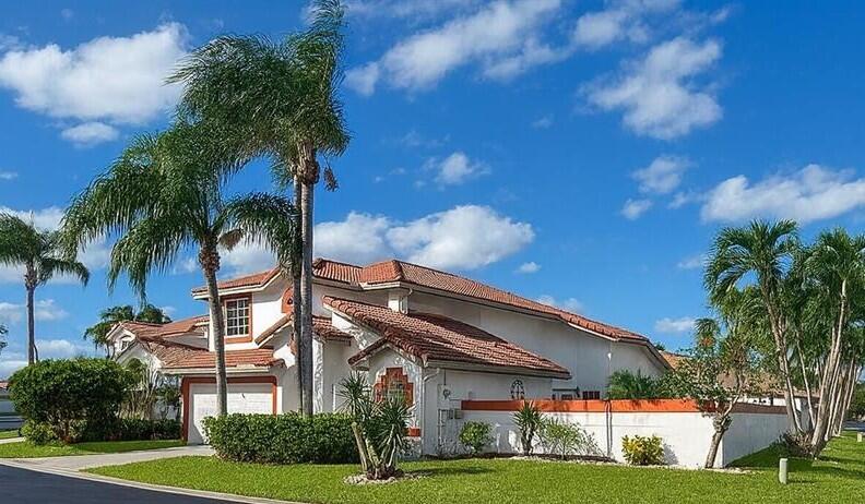 6953 Columbia Court Property Photo 1