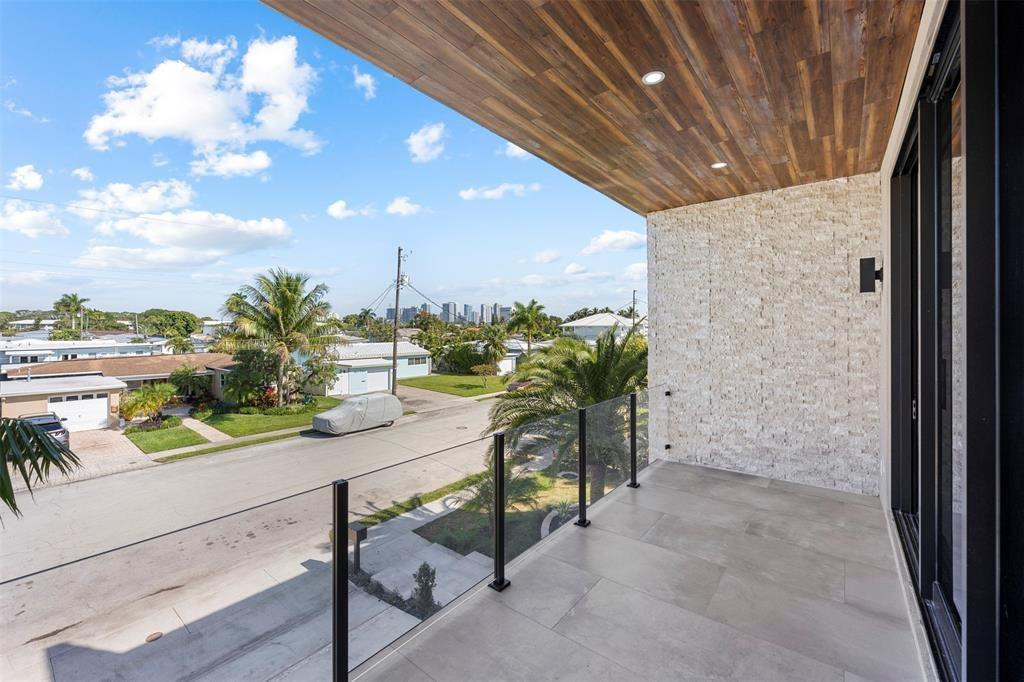 1212 Avocado Isle Property Photo 25