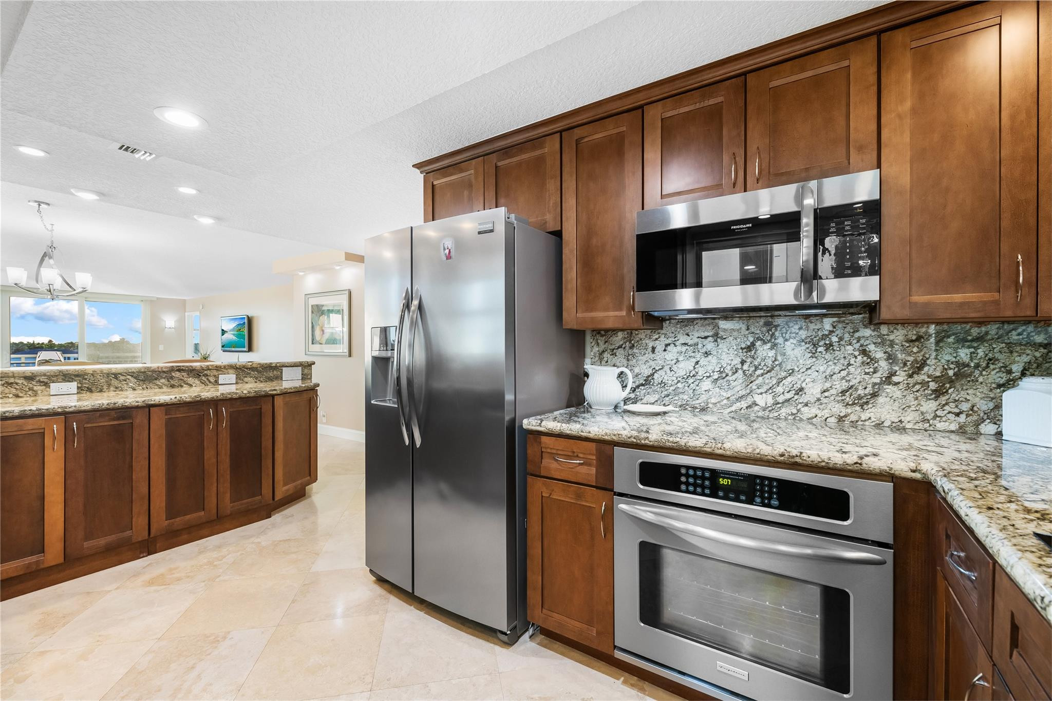 511 Bayshore Drive 501 Property Photo 6
