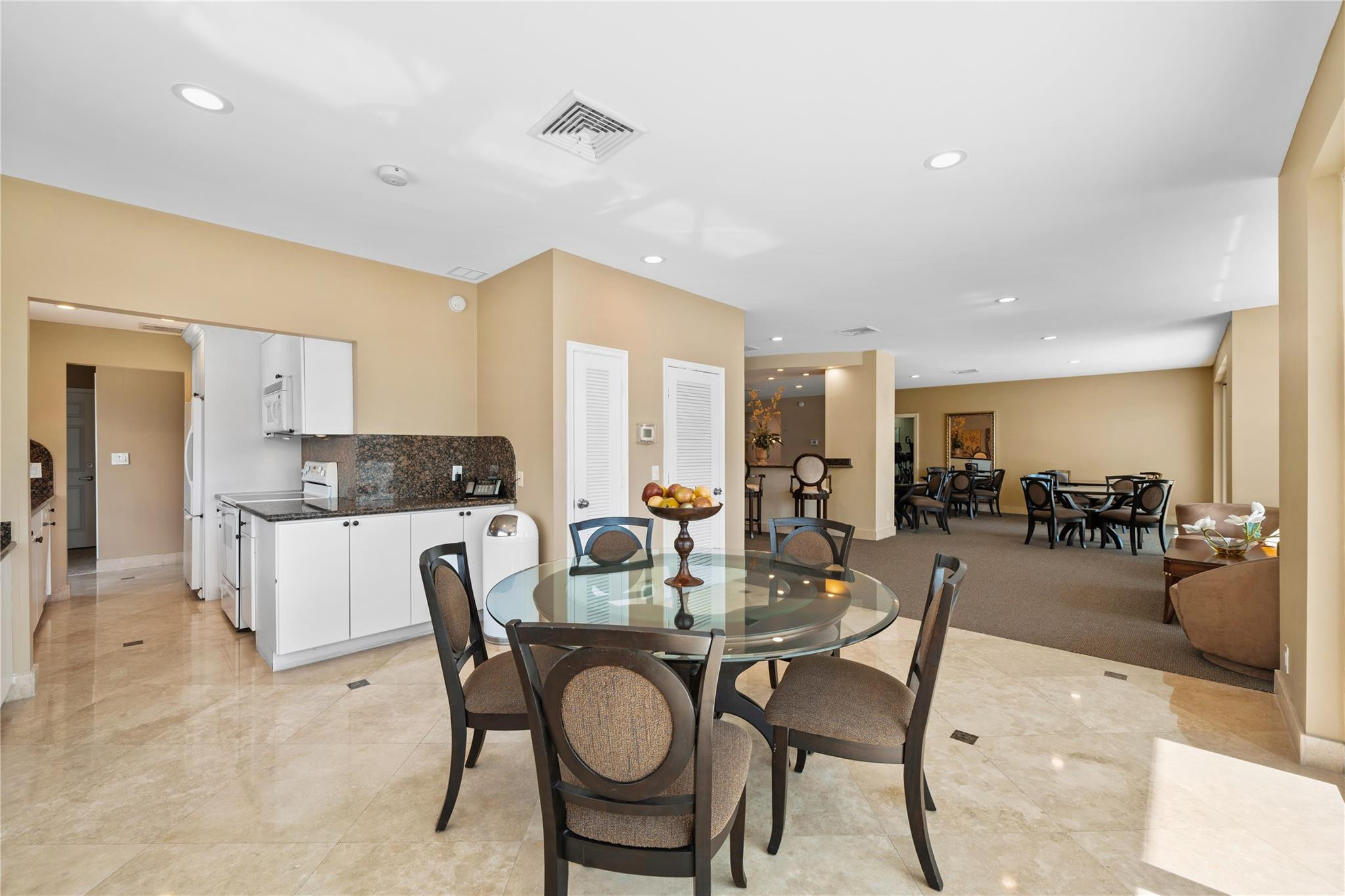 511 Bayshore Drive 501 Property Photo 25