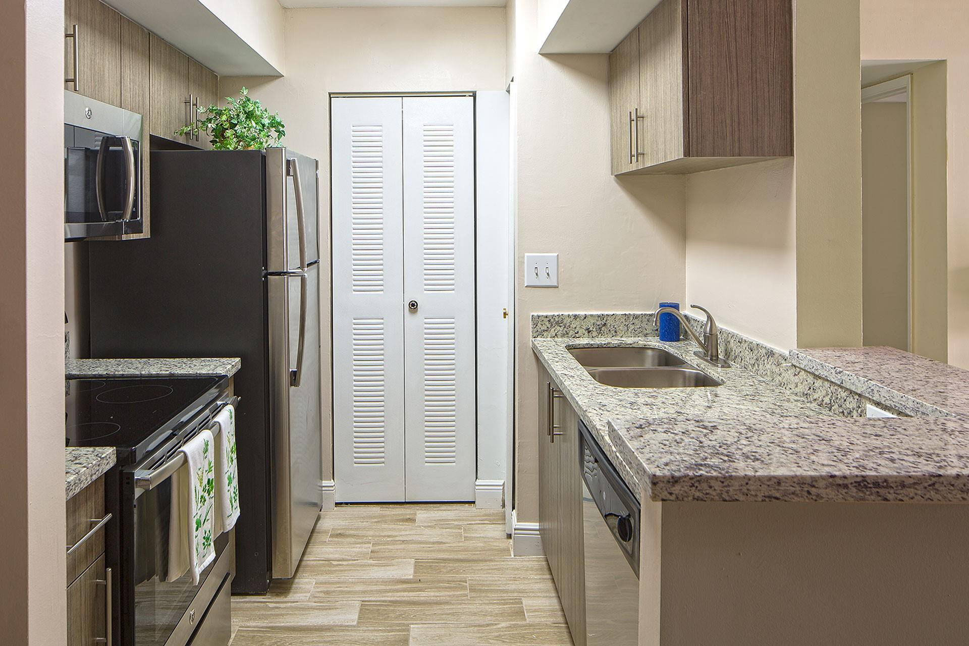 13901 122nd Avenue 10-107 Property Photo 4