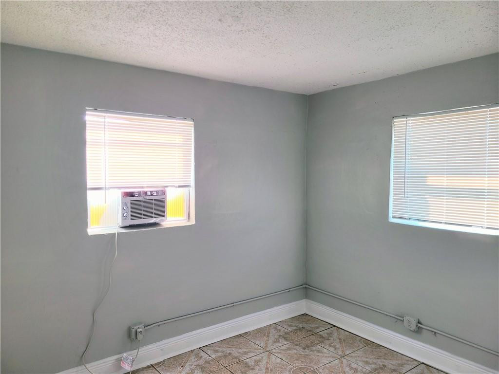 1707 Nw 7th Street A Property Photo 6