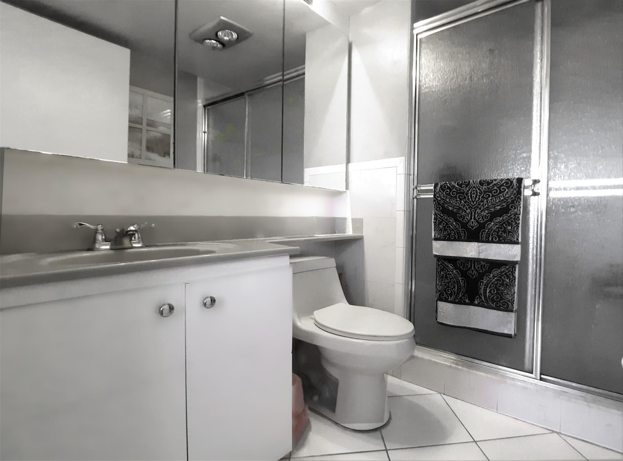 F10556279 Property Photo 9