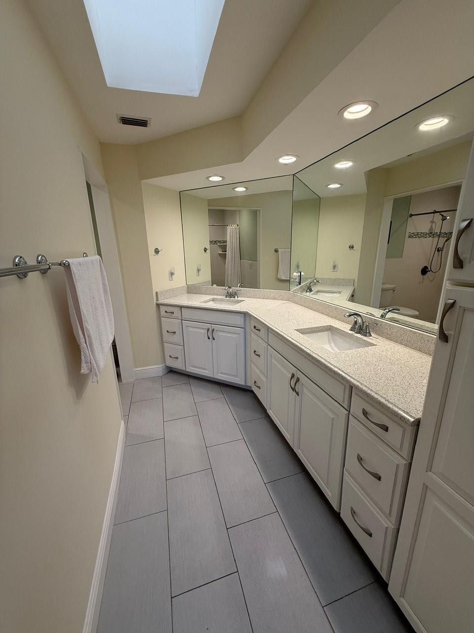 6102 Se Landing Way 13 Property Photo 10