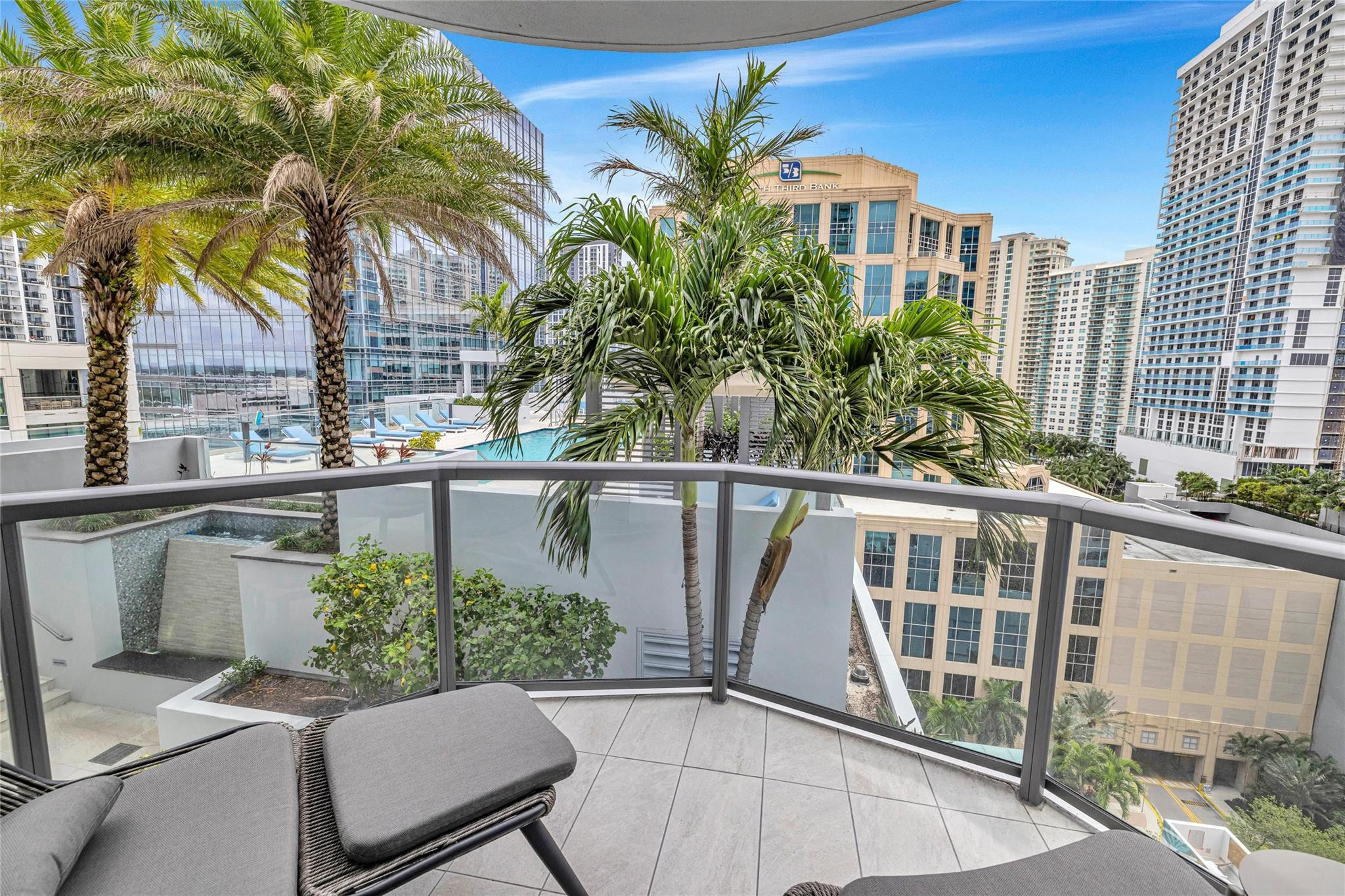 100 E Las Olas Boulevard 1701 Property Photo 21