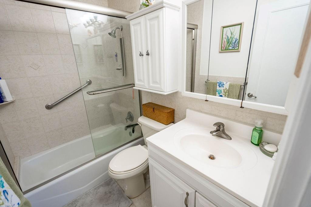 2100 Ne 38th Street 229 Property Photo 13