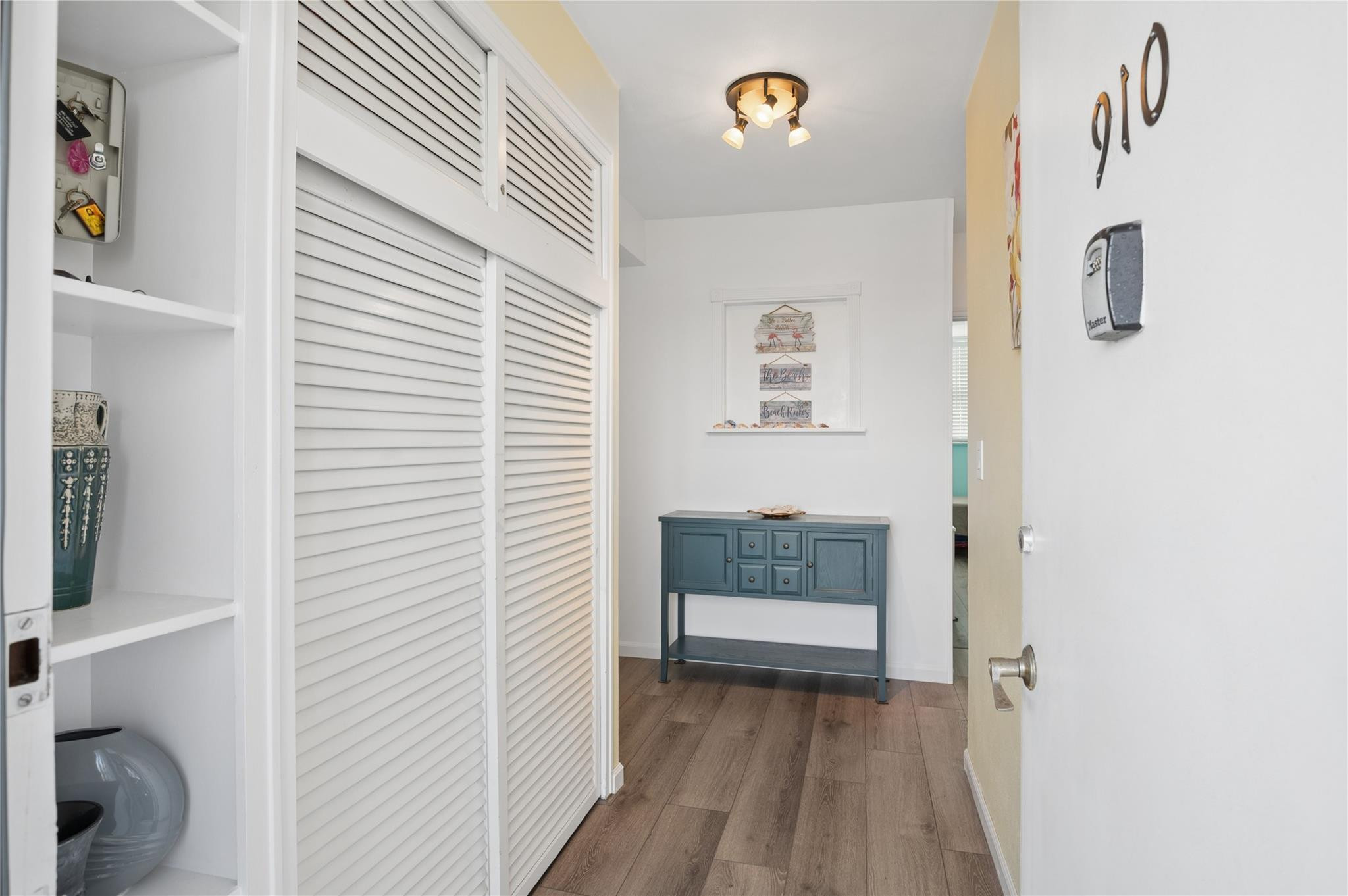 1900 S Ocean Drive 910 Property Photo 13