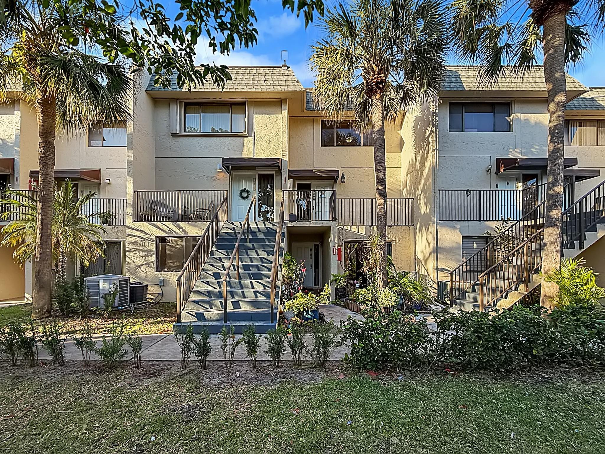 65 Deer Creek Road H206