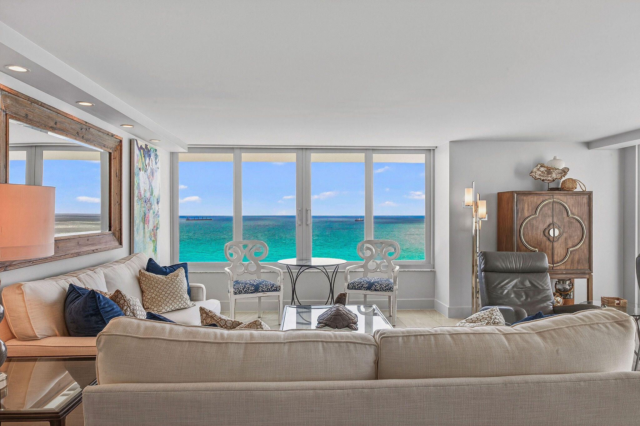 545 S Fort Lauderdale Beach Boulevard 1702 Property Photo 6
