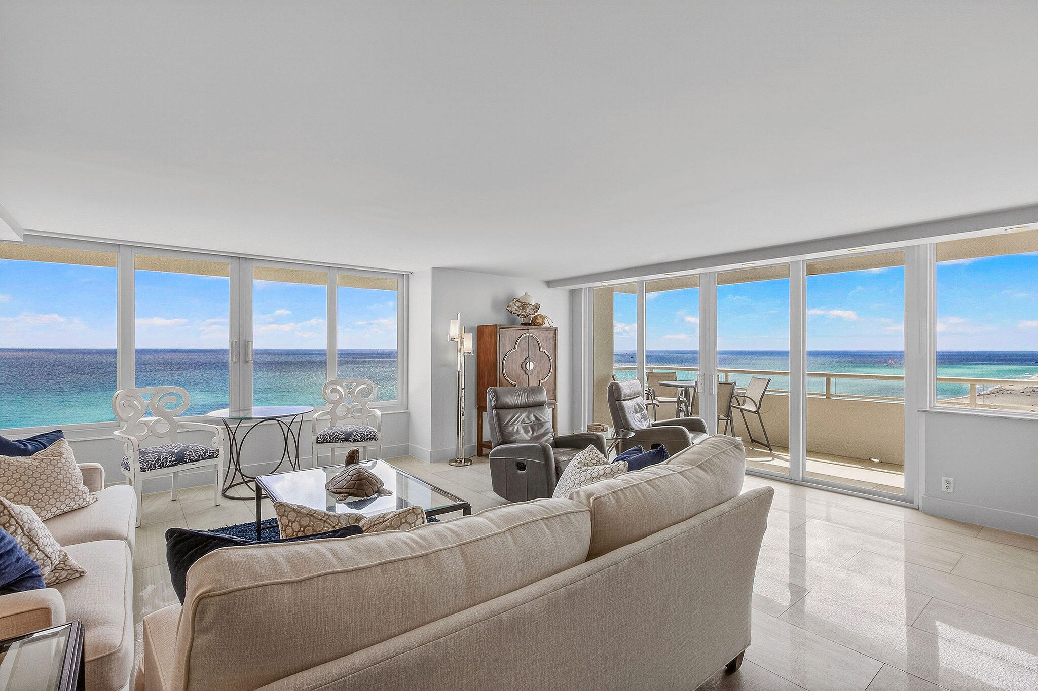 545 S Fort Lauderdale Beach Boulevard 1702 Property Photo 26