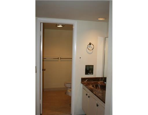 1915 Brickell Avenue 1104c Property Photo 13