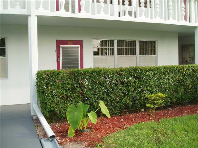 F1200233 Property Photo 1