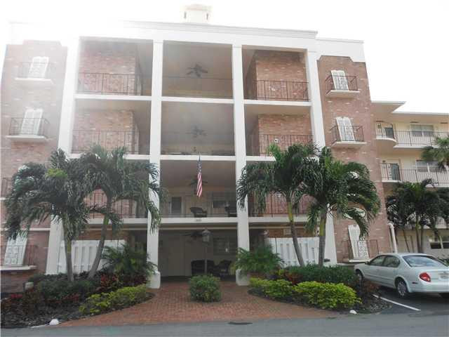 455 Paradise Isle 306, Hallandale Beach, Fl 33009 Property Photo 1