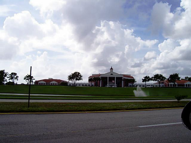 277 Oakridge P 277, Deerfield Beach, Fl 33442 Property Photo 1
