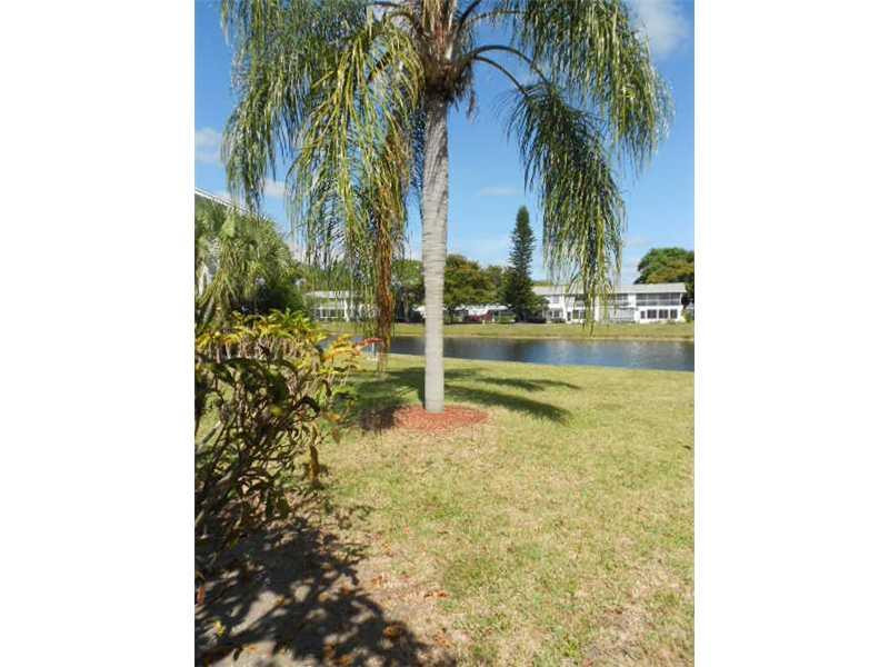 187 Ellesmere D 187, Deerfield Beach, Fl 33442 Property Photo 1