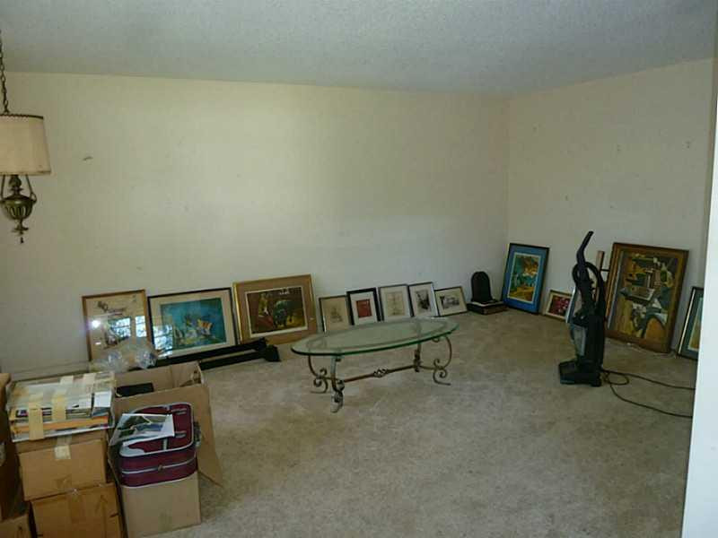 2061 Cambridge D 2061, Deerfield Beach, Fl 33442 Property Photo 1