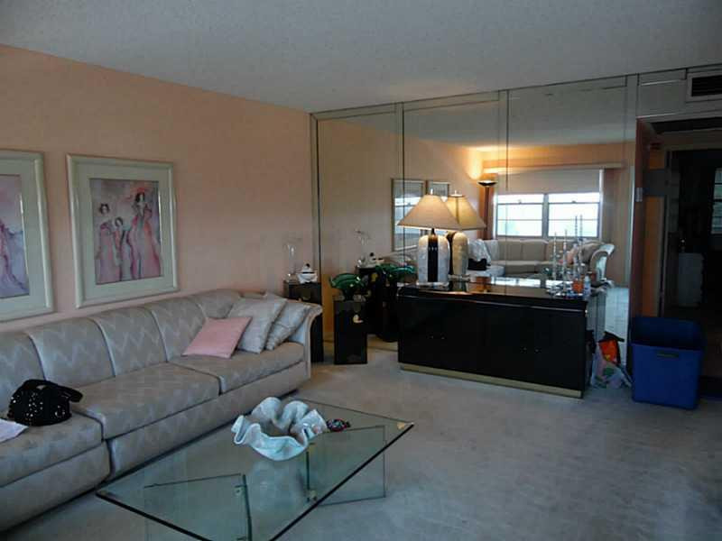 3020 Ellesmere B 3020, Deerfield Beach, Fl 33442 Property Photo 1