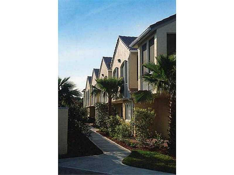 F1355501 Property Photo 1