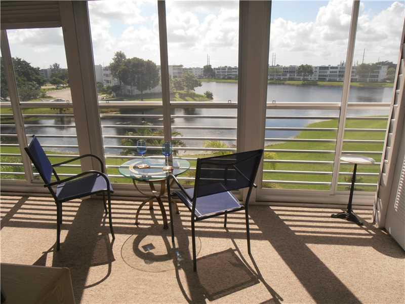 4107 Oakridge V 4107, Deerfield Beach, Fl 33442 Property Photo 1