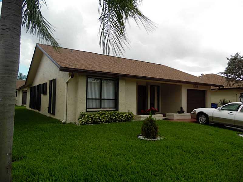 1528 Sw 21st Ter Property Photo 1