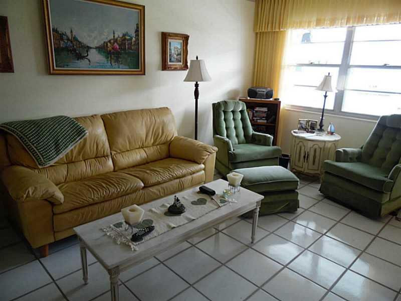 221 Tilford K 221, Deerfield Beach, Fl 33442 Property Photo 1