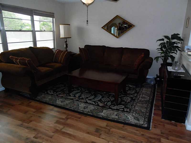 290 Grantham F 290, Deerfield Beach, Fl 33442 Property Photo 1