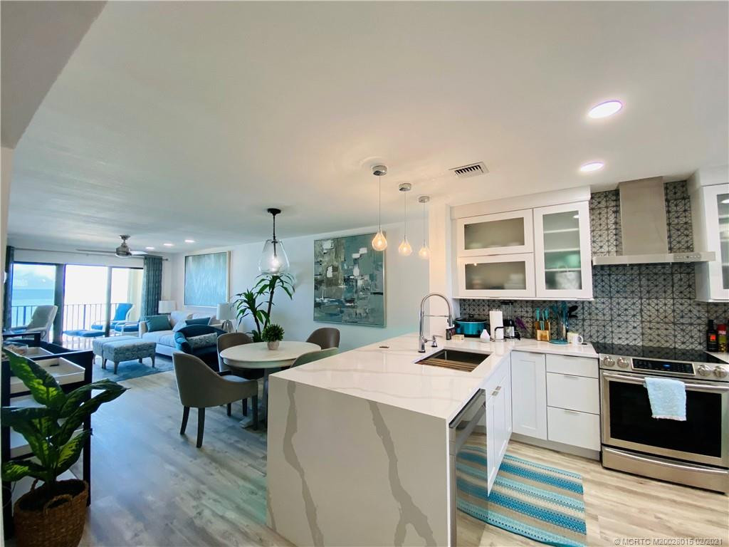 7440 S Ocean Drive 524a Property Photo 13