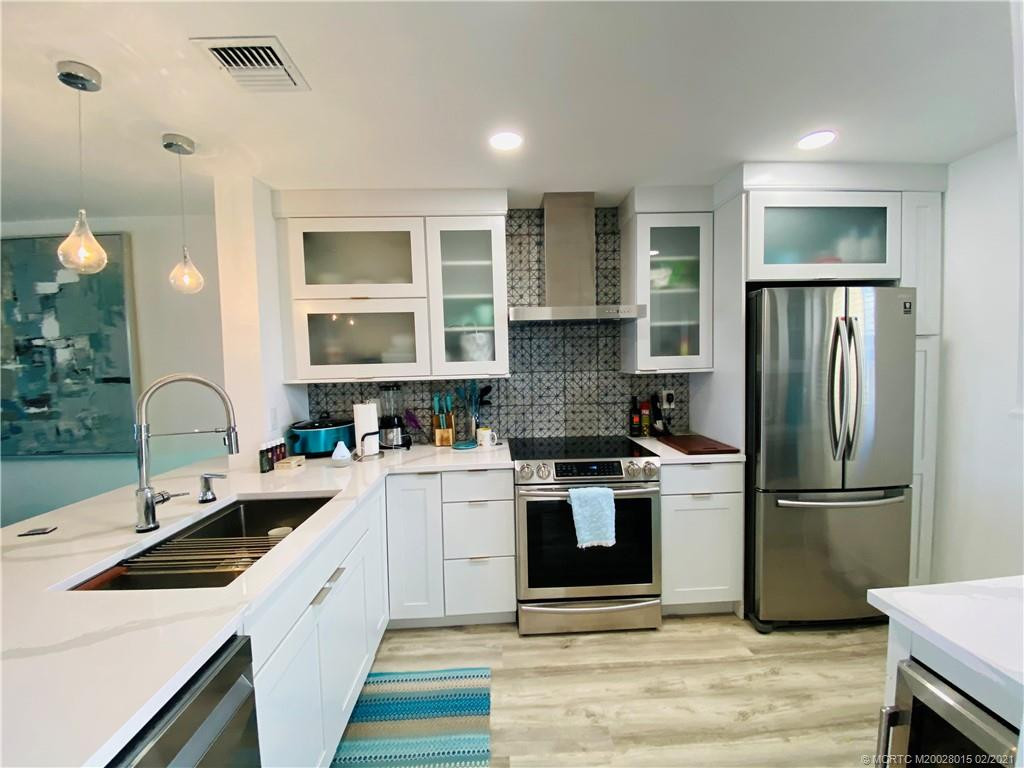 7440 S Ocean Drive 524a Property Photo 18