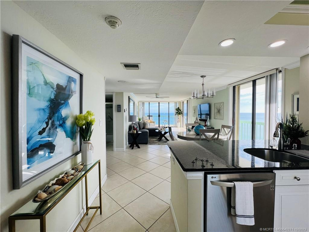 9900 S Ocean Drive 810 Property Photo 5