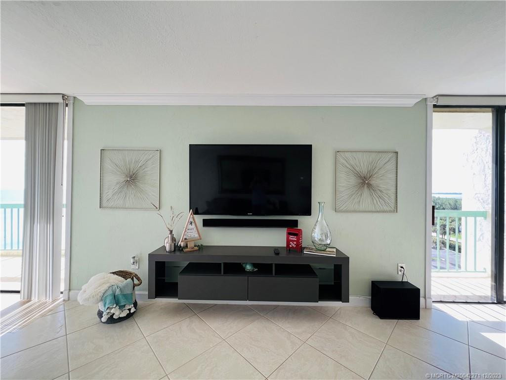 9900 S Ocean Drive 810 Property Photo 32