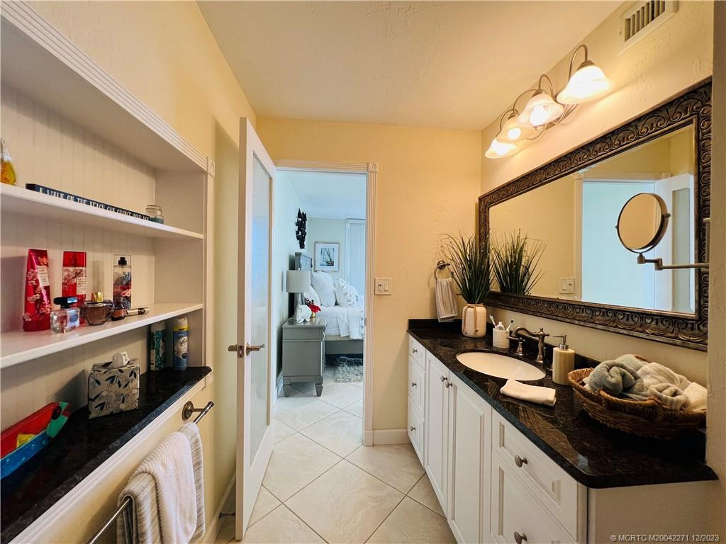 9900 S Ocean Drive 810 Property Photo 63