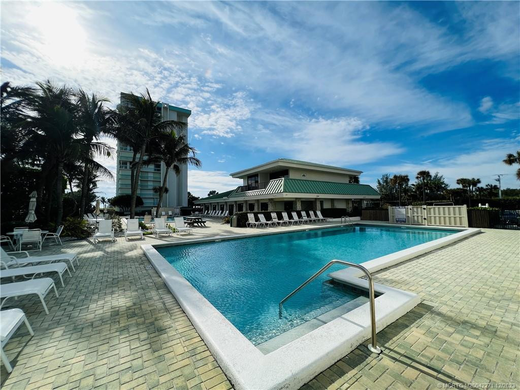 9900 S Ocean Drive 810 Property Photo 78