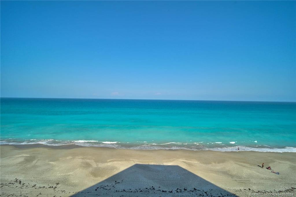 8800 S Ocean Drive 905 Property Photo 4