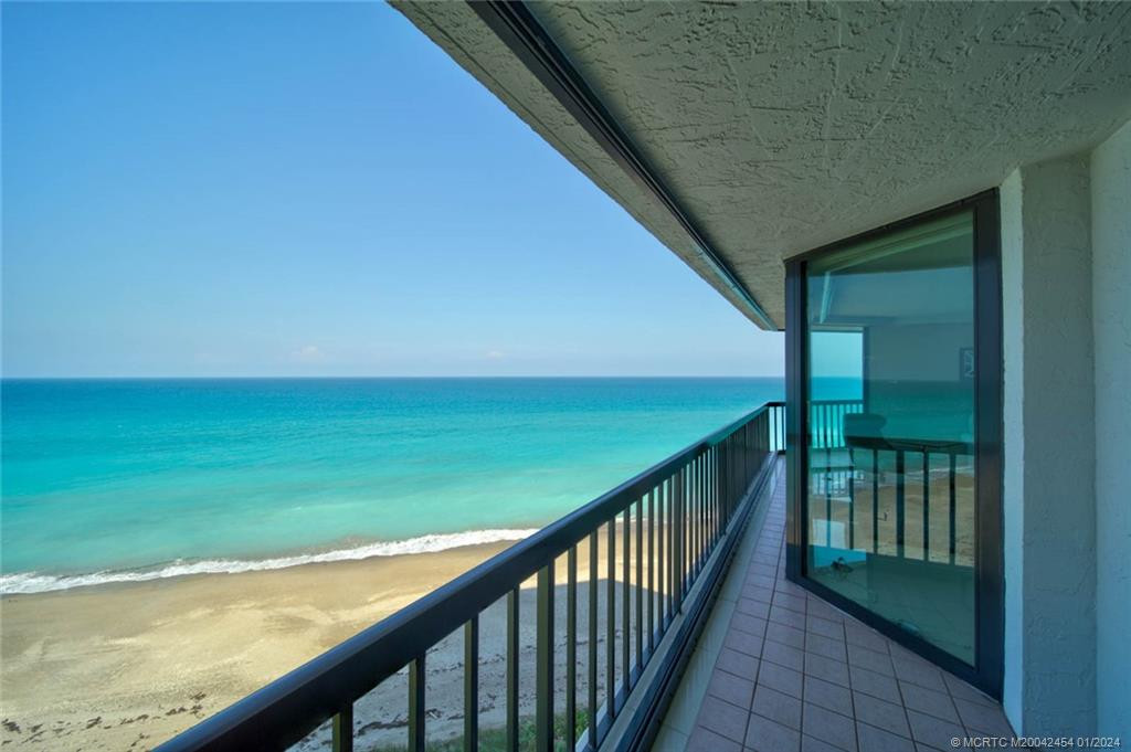 8800 S Ocean Drive 905 Property Photo 6