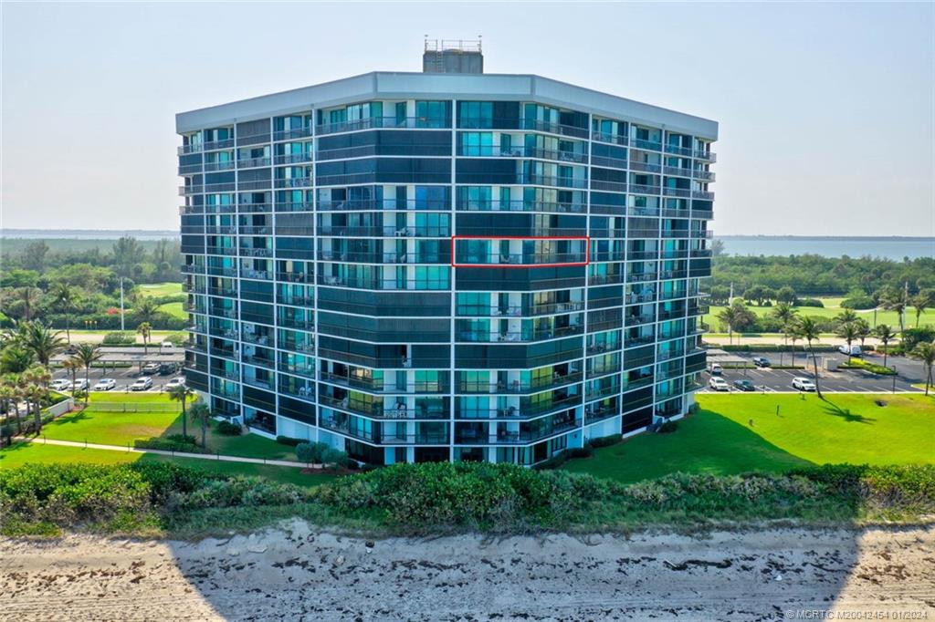 8800 S Ocean Drive 905 Property Photo 7