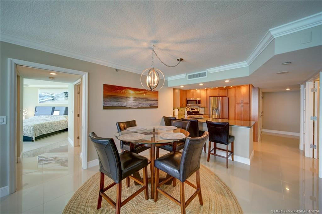 8800 S Ocean Drive 905 Property Photo 14